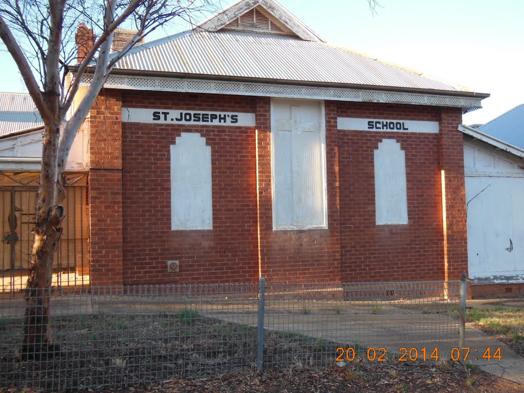 Condobolin - The Old Catholic School Building- 2014--02-20 by sandyriva