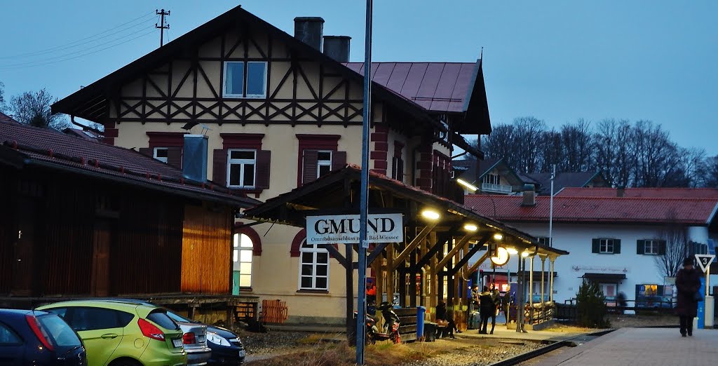 Bahnhof Gmund by Qwesy