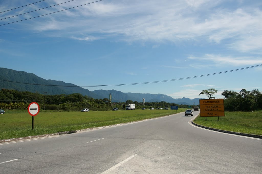 Sao Sebastiao,SP-Praia da Boraceia by Sergio Goncalves