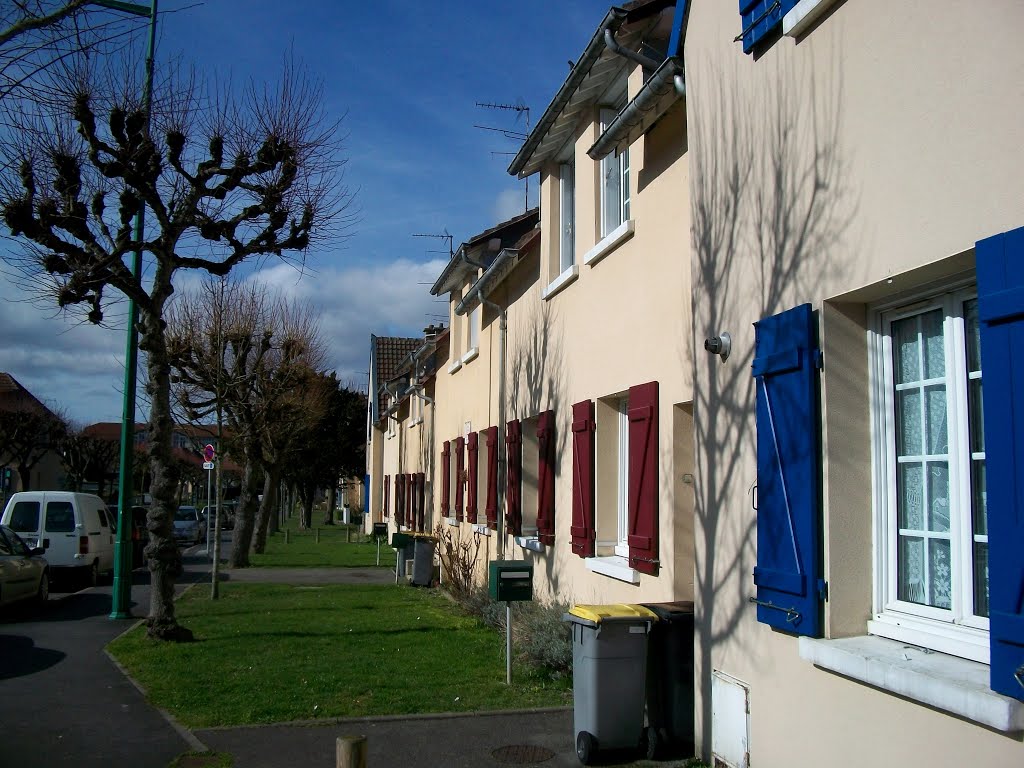 Avenue de l'Yser by Pogromca Gašnič