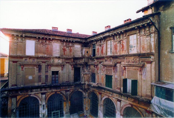 Caselle Torinese interno Castello Savoia carignano by stefanorollero