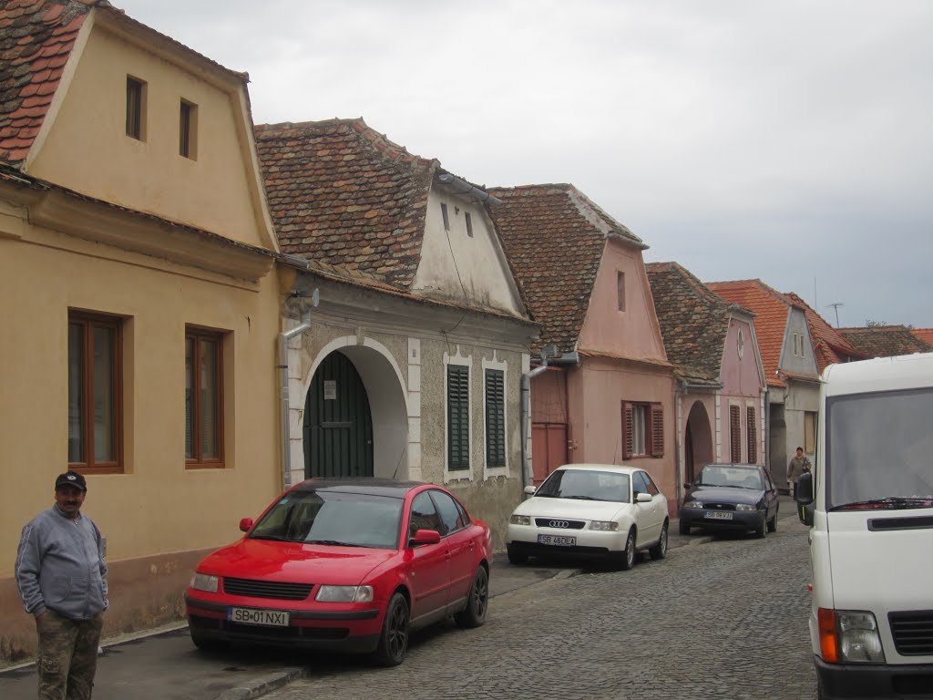 Street view, Strada Noua, Sibiu by Sylvania