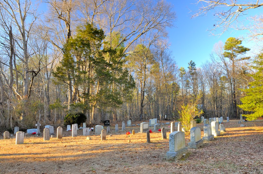 VIRGINIA: POWHATAN COUNTY: POWHATAN: Emmanuel Episcopal Church (1842), 2930 Emmanuel Church Road (S.R. 1002) cemetery by Douglas W. Reynolds, Jr.