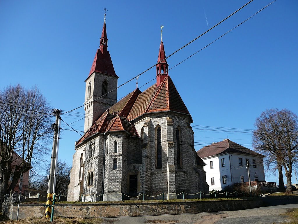 Mešno kostel Nejsvětější Trojice by Petr Koldovský