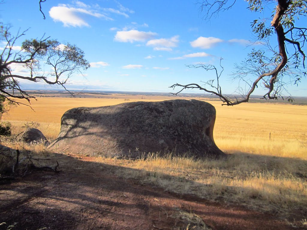 Murphy's Haystacks granite formations near Mortana, SA by Jason Boyd