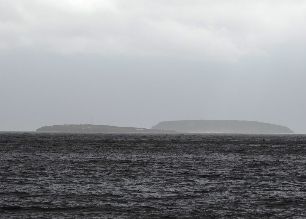 Islands in the Bristol Channel - Flat Holm and Steep Holm by Neil in Sheffield UK