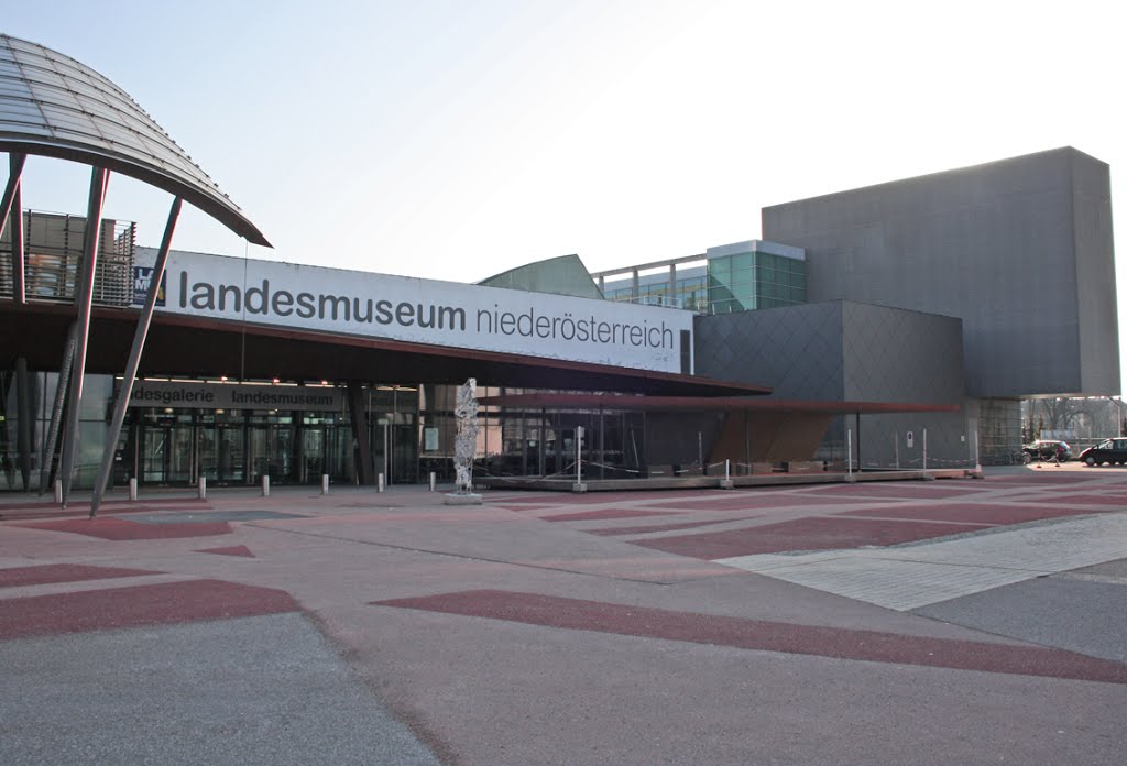 Landesmuseum by Don Claudio