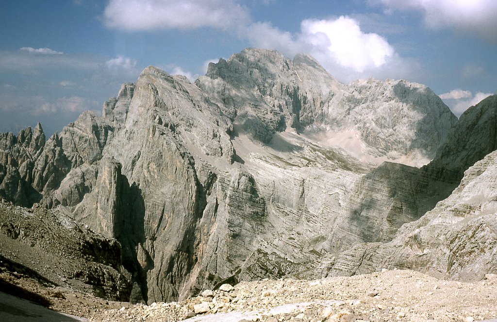 Dalla forcella di Nevere il Civetta by Giovanni Malinverni