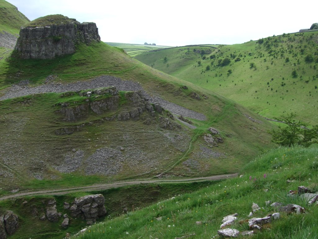 Peter's Rock, Creesbrook Dale by Dave Lauberts