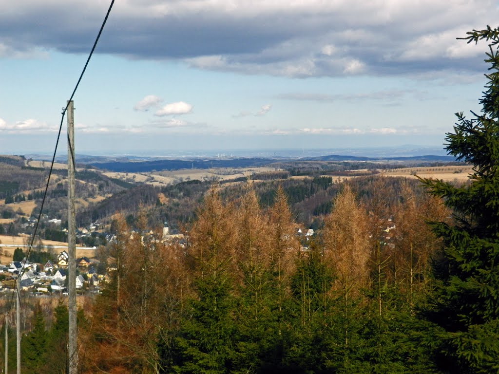 Blick über Geising in Richtung Dresden, aufgenommen auf der Kohlhaukuppe... by Gruetzimami