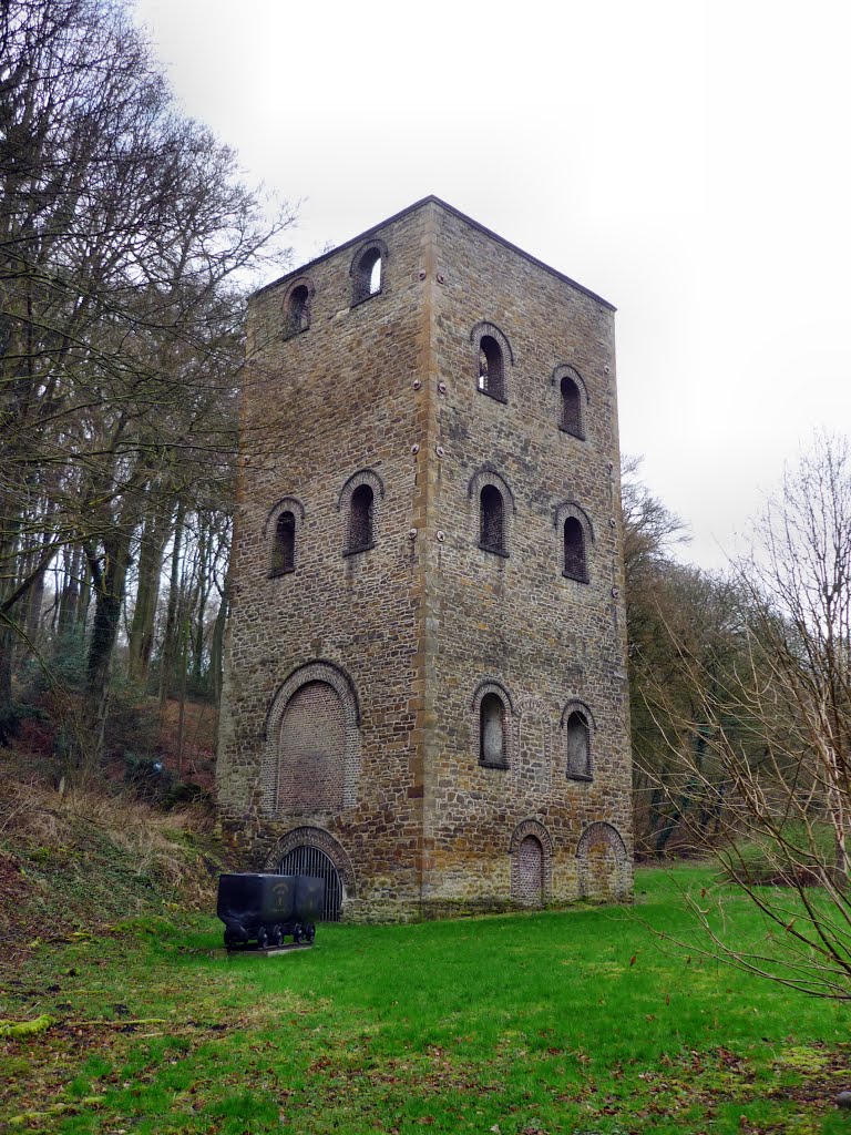 Malakowturm der ehem. Zeche Brockhauser Tiefbau (Bochum-Sundern) / 22.02.2014 by Iceman93 / NO VIEWS!!!