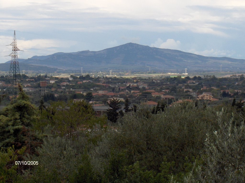 Borgata di Bancali e la punta di Monteforte by paoldeiana