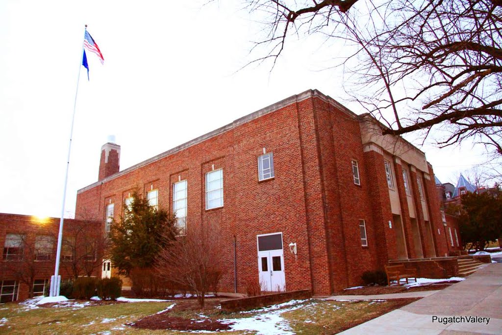 USA,US-PA,Pennsylvania,City of BelleFonte,Elementary Orange School by valery pugatch