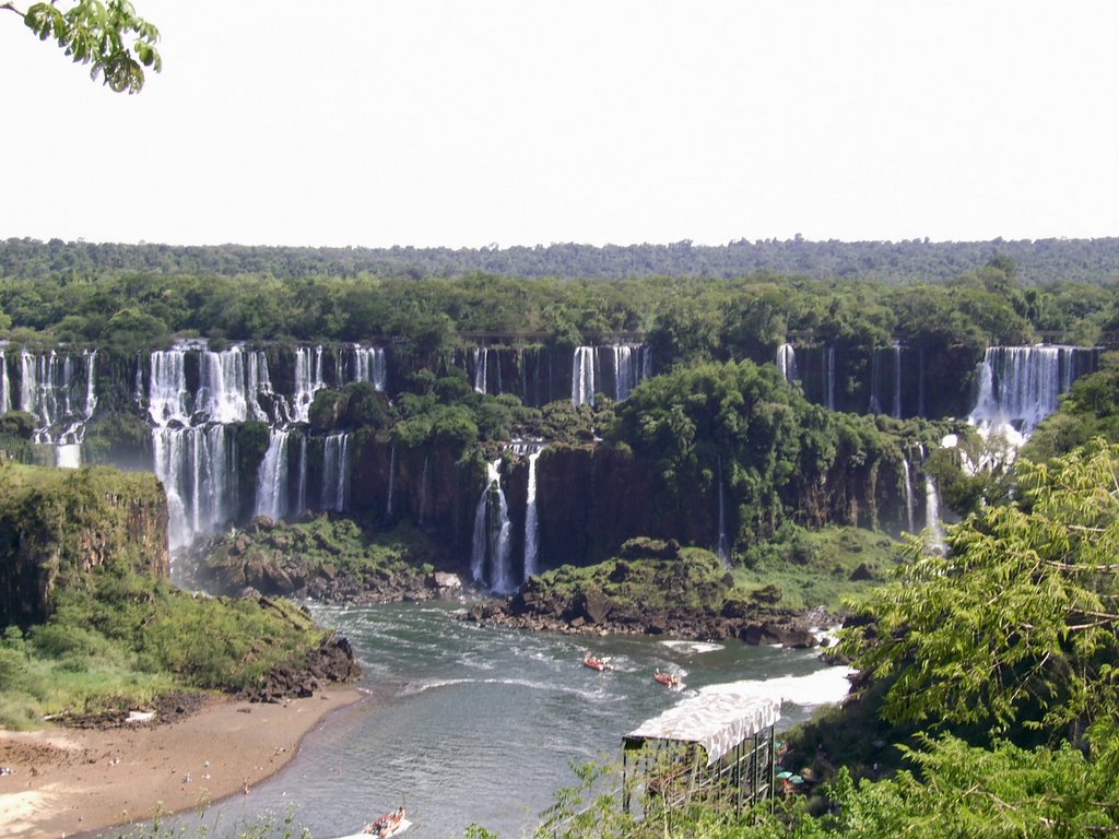 Iguazu Falls (view from Brasil side) - March/2008 by Rui Pardal