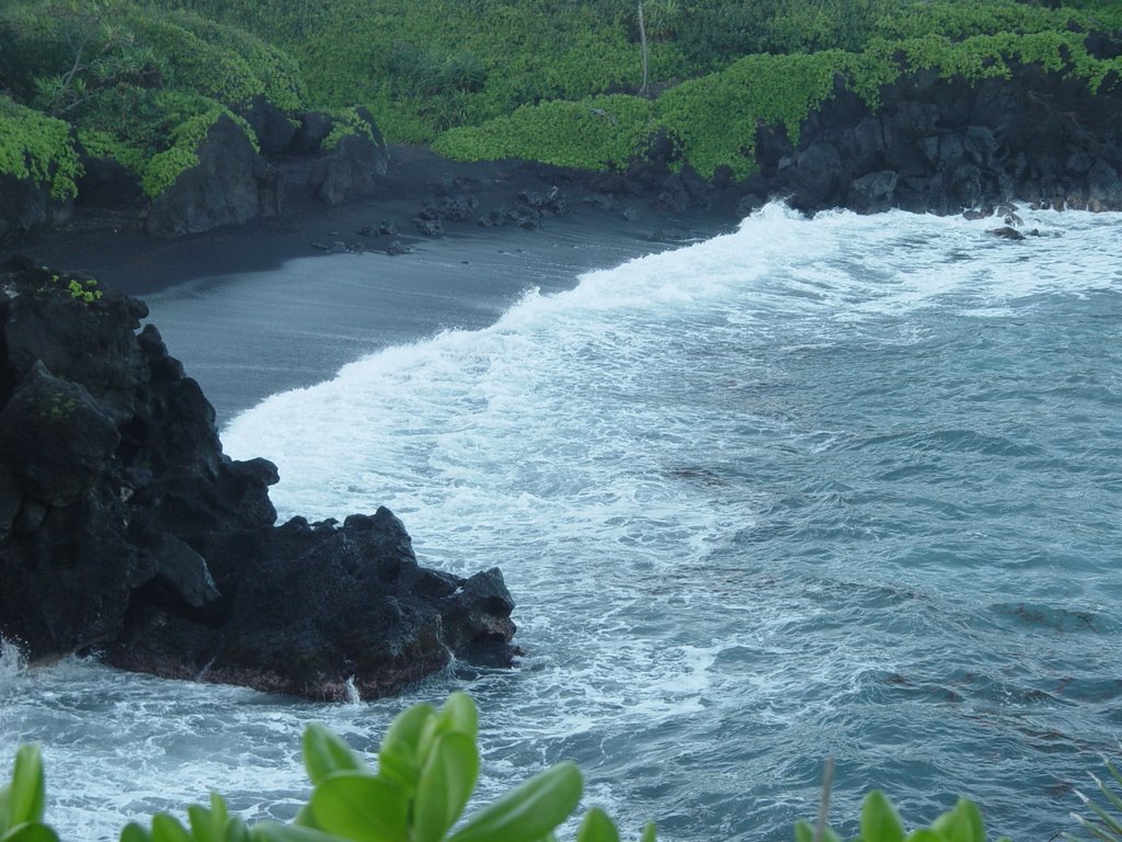 View of Black Sand beach by tawnerb