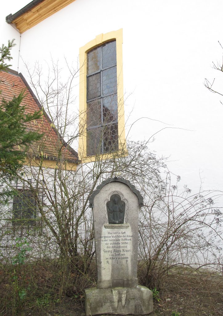 Das Grab des Georg Aloys Kraus (+ 1825) hinter der Büttharder Pfarrkirche by lebola