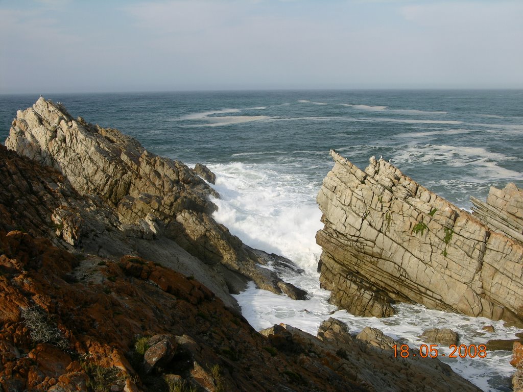 Mossel Bay, South Africa by Stuart Atkinson