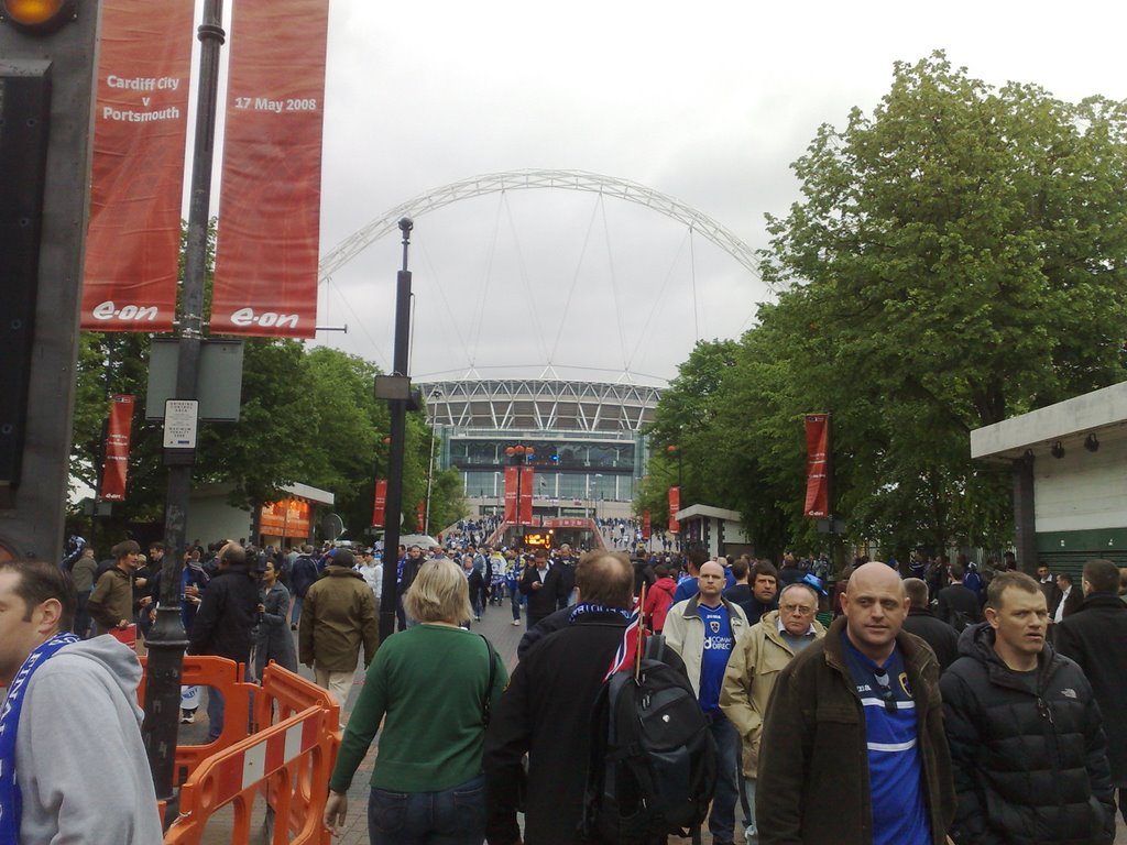 Stadium from the bottom of Olympic Way by rusty_u