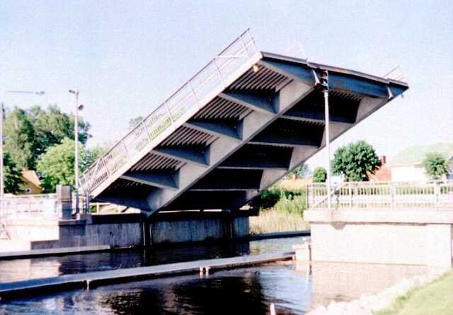 Klappbrücke Rödasund by Karl M