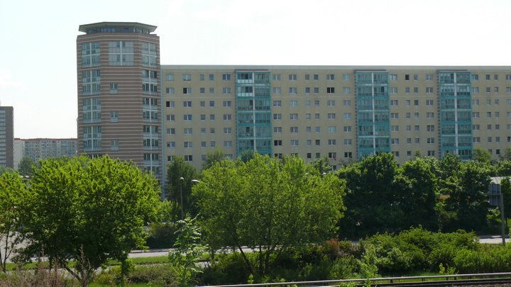 Berlin-Marzahn, Märkische Allee by RenateW