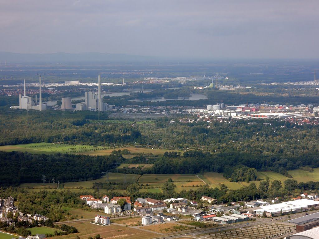 Karlsruher Rheinhafen aus der Luft by ABurn