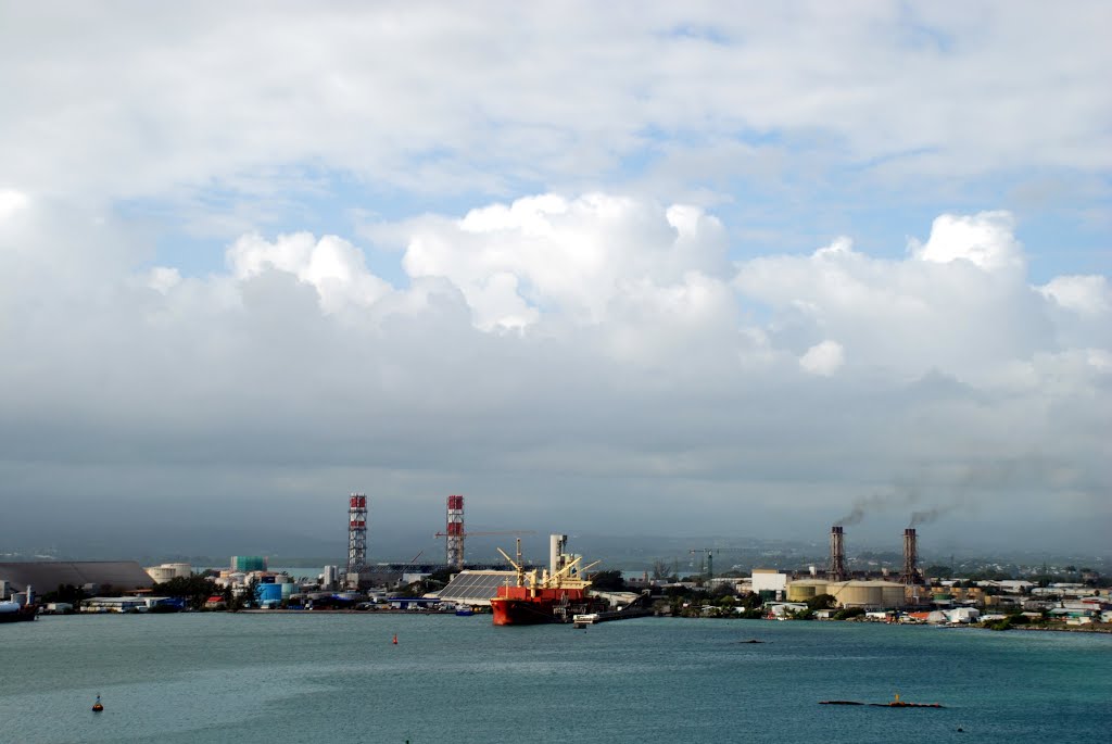 Puerto Industrial de Isla Guadalupe by logut