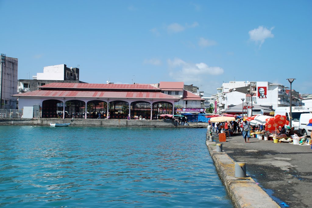 Mercado de pescadores en Isla Guadalupe by logut