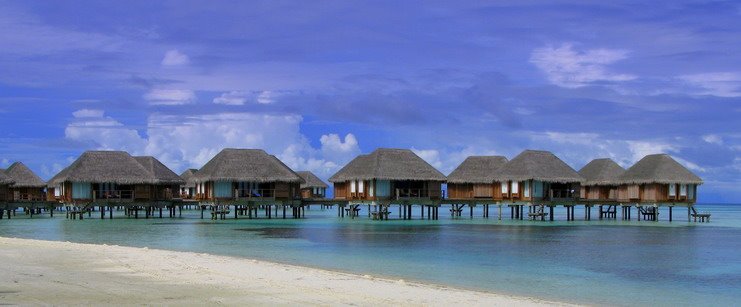 Maldives_Clubmed_Water Villa From Beach by geohsu