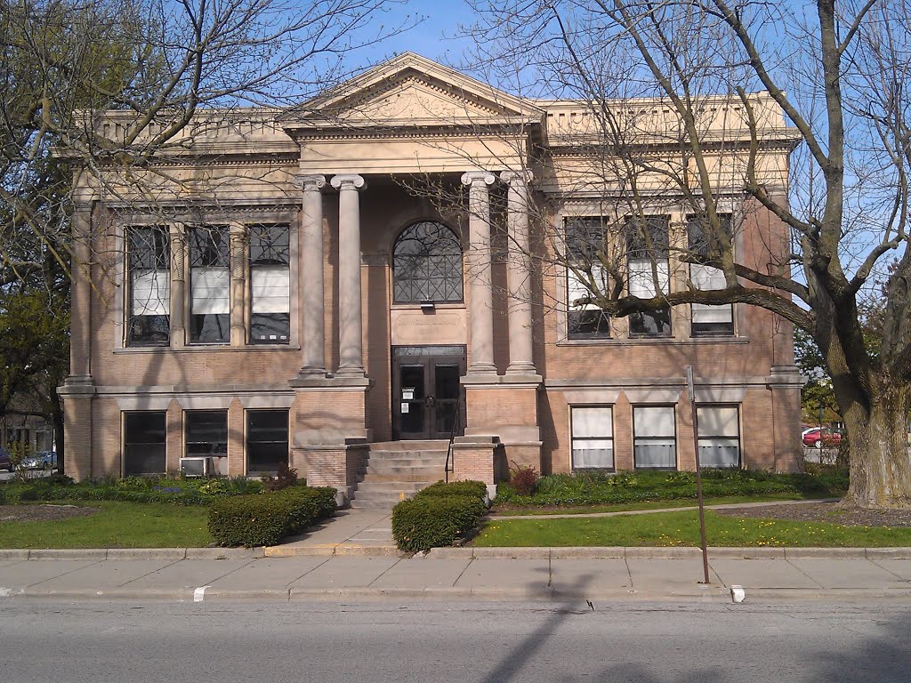 Carnegie Public Library- Paris IL by kevystew