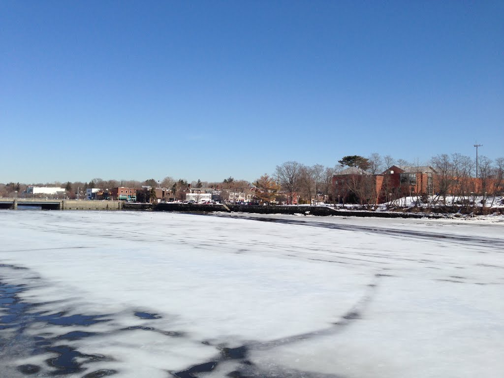 Frozen Saugatuck by rogerking