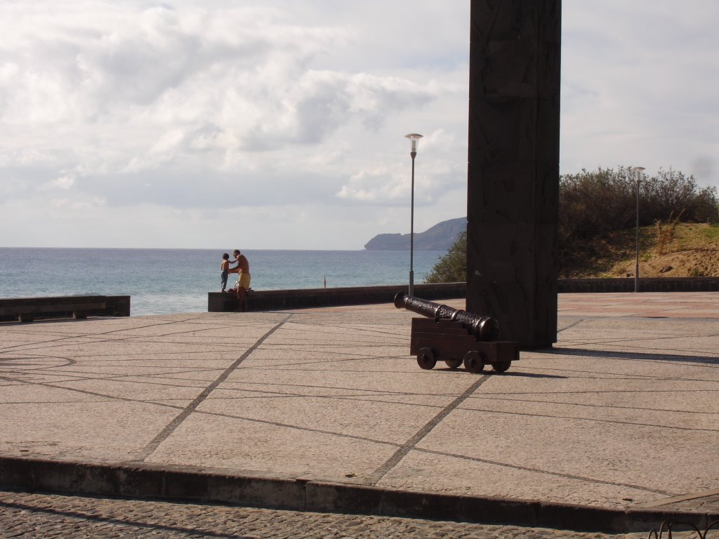 Vista canhão Porto Santo (town) by Jose Pinto