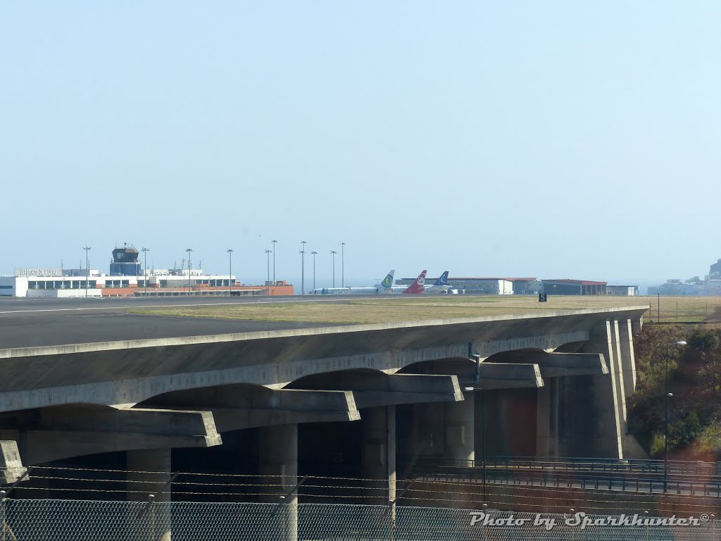 Madeira Airport (FNC) by Sparkhunter