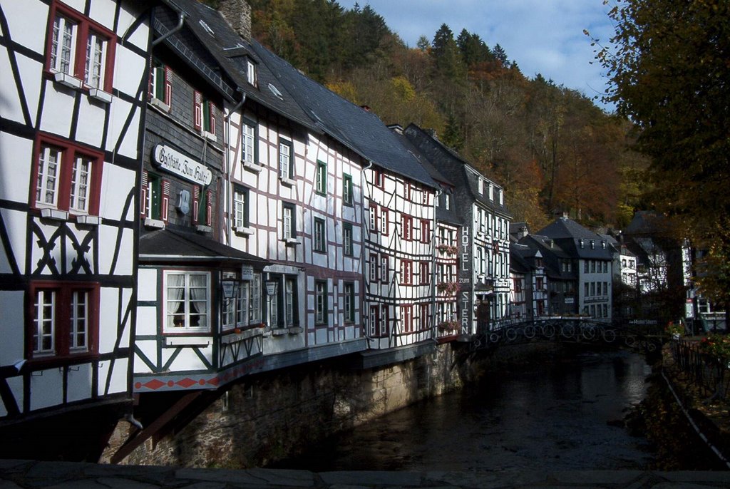 Monschau by ivo_jacobs