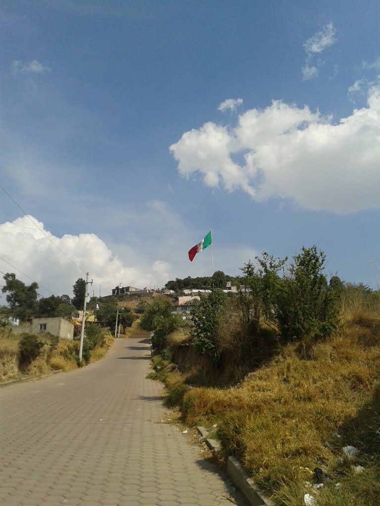 Bandera en San Pedro Tlacotepec by AMANOATL