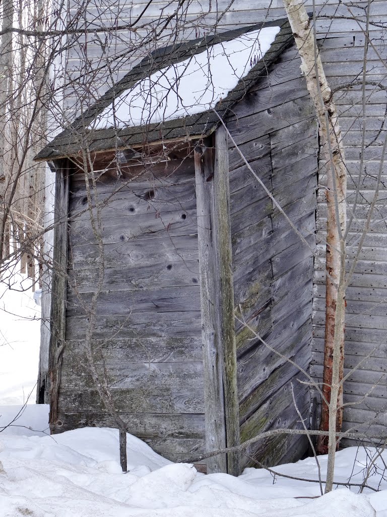 Fayette Corner Road one room schoolhouse, Fayette, Maine by Taoab