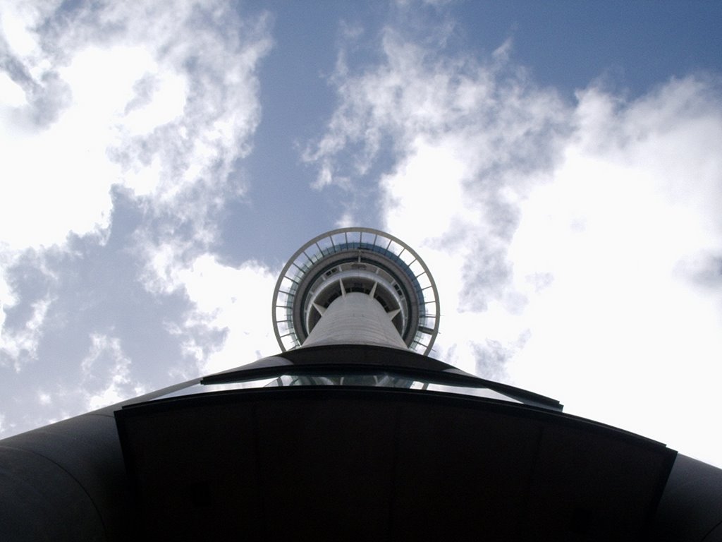 Sky Tower by tom_woodworth@hotmai…