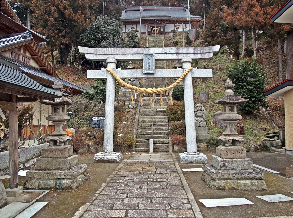 玉川都々古別神社鳥居、Torii gate of Tamagawa Tsutsukowake-jinja shrine by Bachstelze