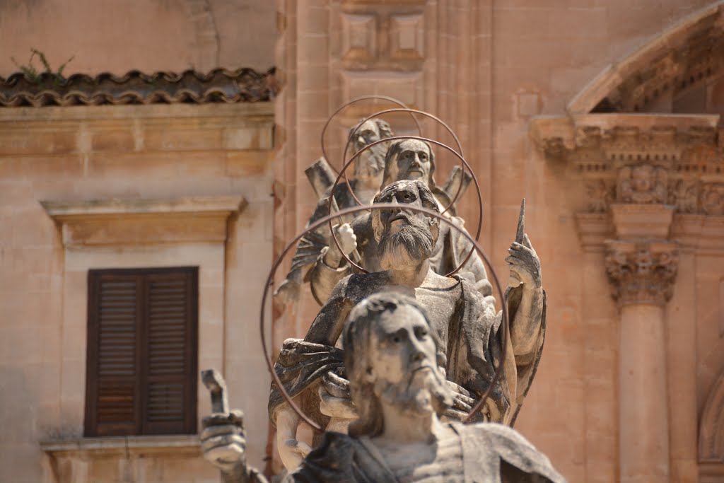 Modica, Duomo Di San Pietro by Robert Liebers