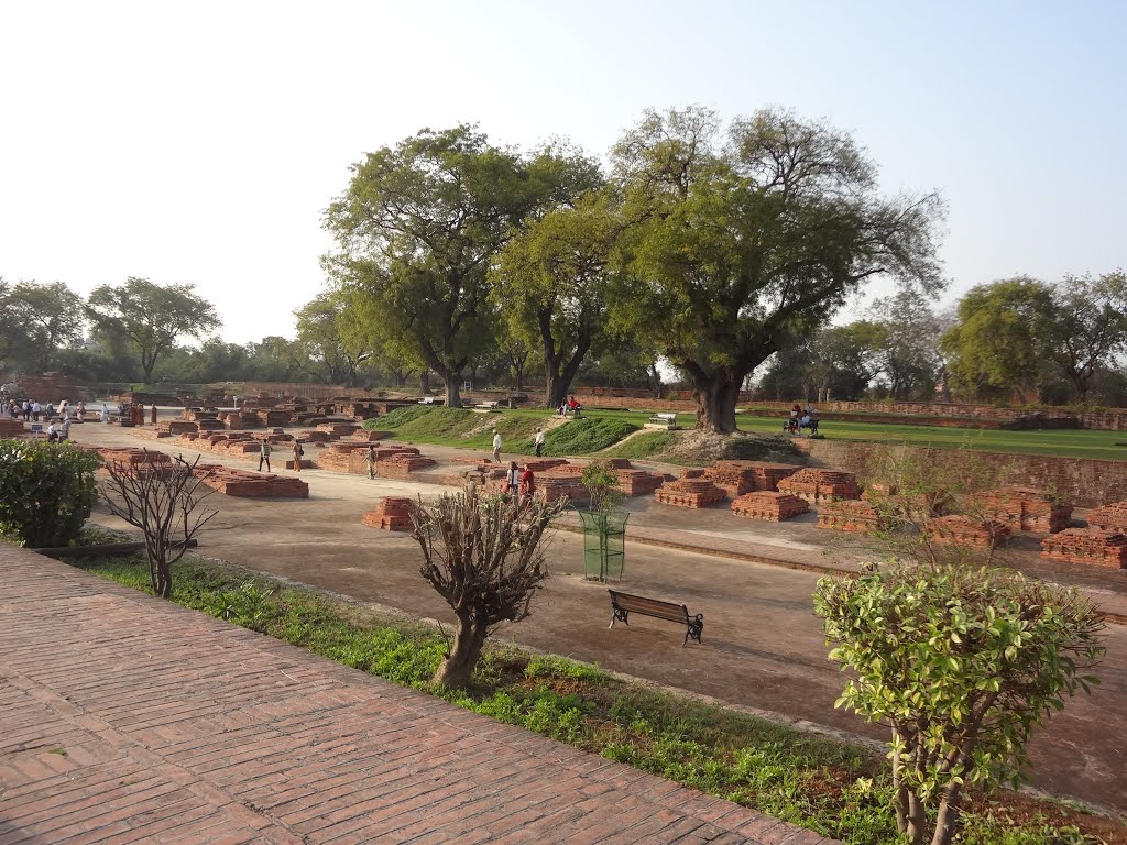 Sarnath ruins- 5th century BC by thisisdr