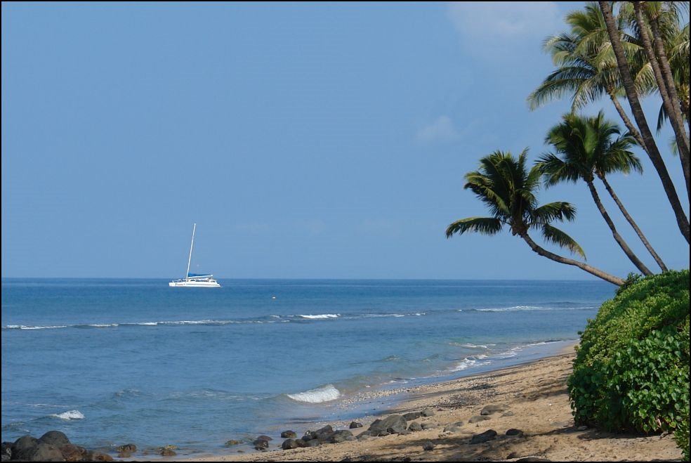 Sailboat on Kannapali, Maui, Hawaii by n7fsp