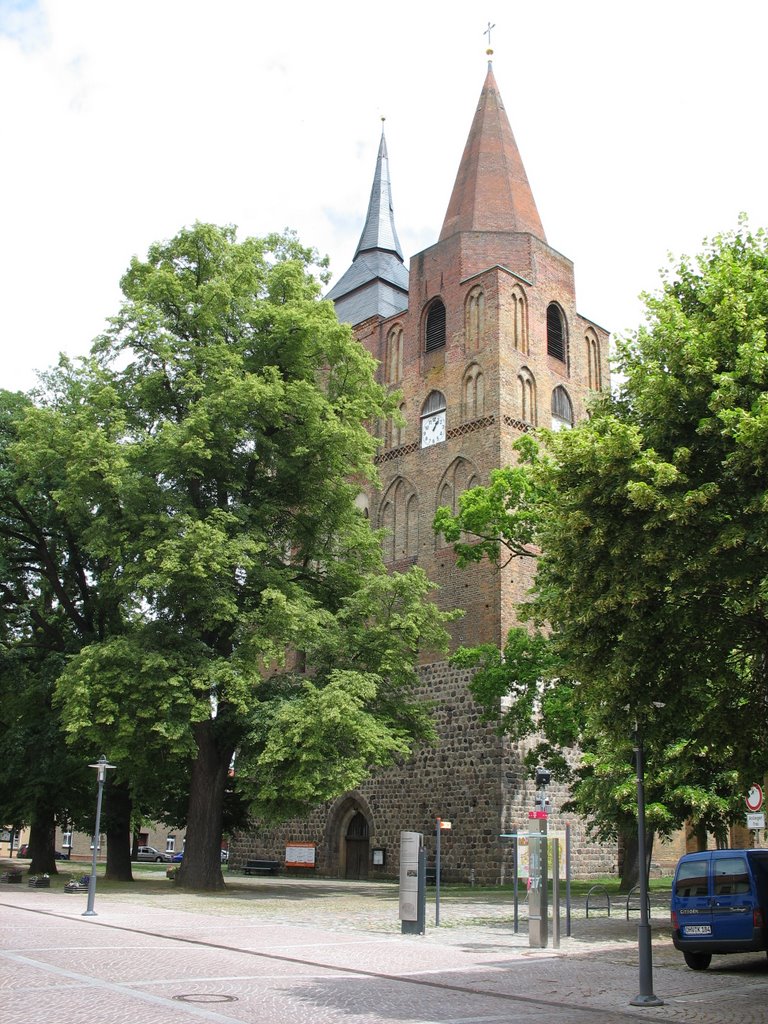 Gransee, Marienkirche 1 by Wensky