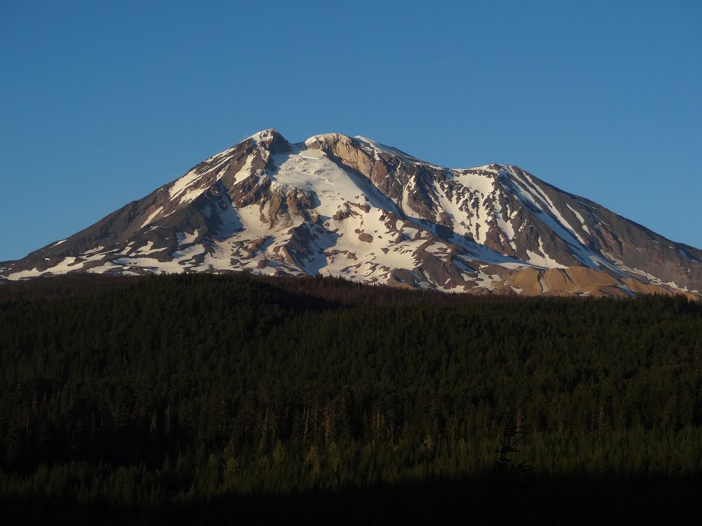 Mount Adams by backpacker2004