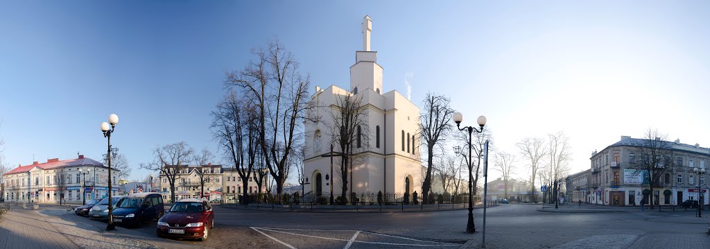 Siedlce - kościół garnizonowy pw. Najświętszego Serca Pana Jezusa by Stanisław Nawrocki