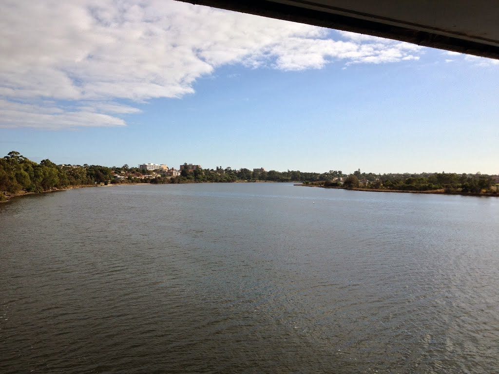 Windan Bridge, Swan River, Perth, Australia by metrotrekker