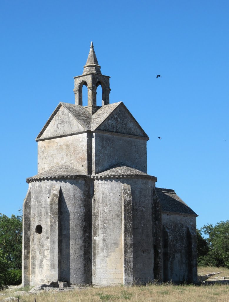 Saint croix at abbaye de montmajour by caminka