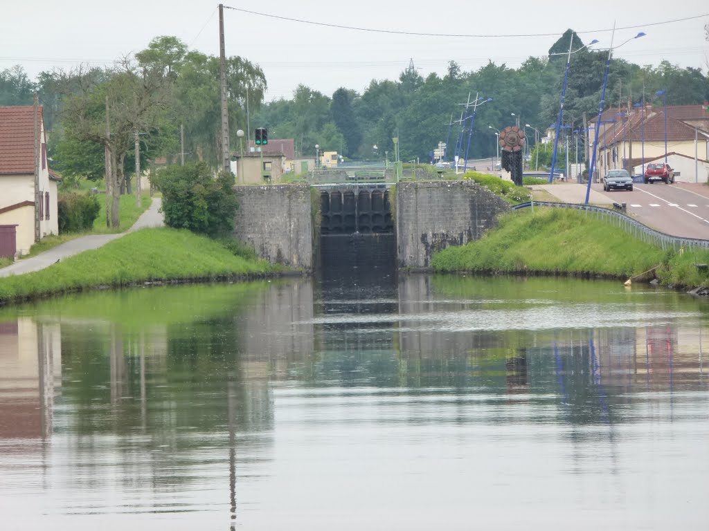 Canal du Centre. PK 48. Ecl 4_130619 by Martin Dudle-Ammann