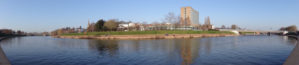 Riverside view looking towards Exeter centre by joydivision7780