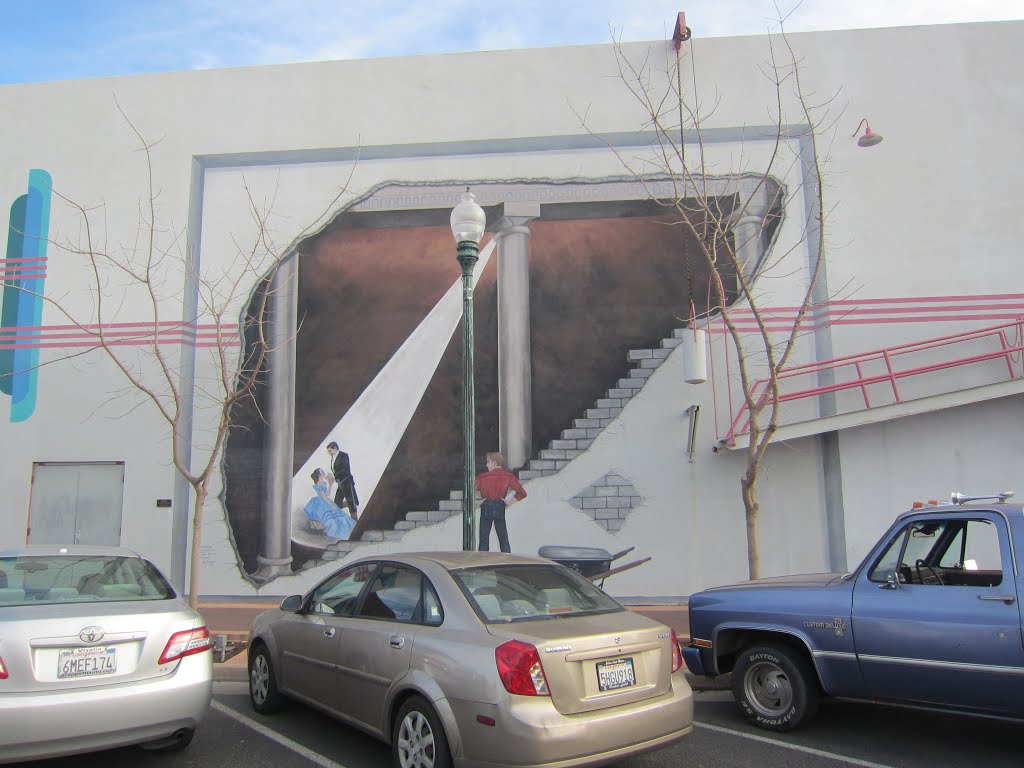 "Discovery" Mural in Lindsay, California by Ranger Mosby