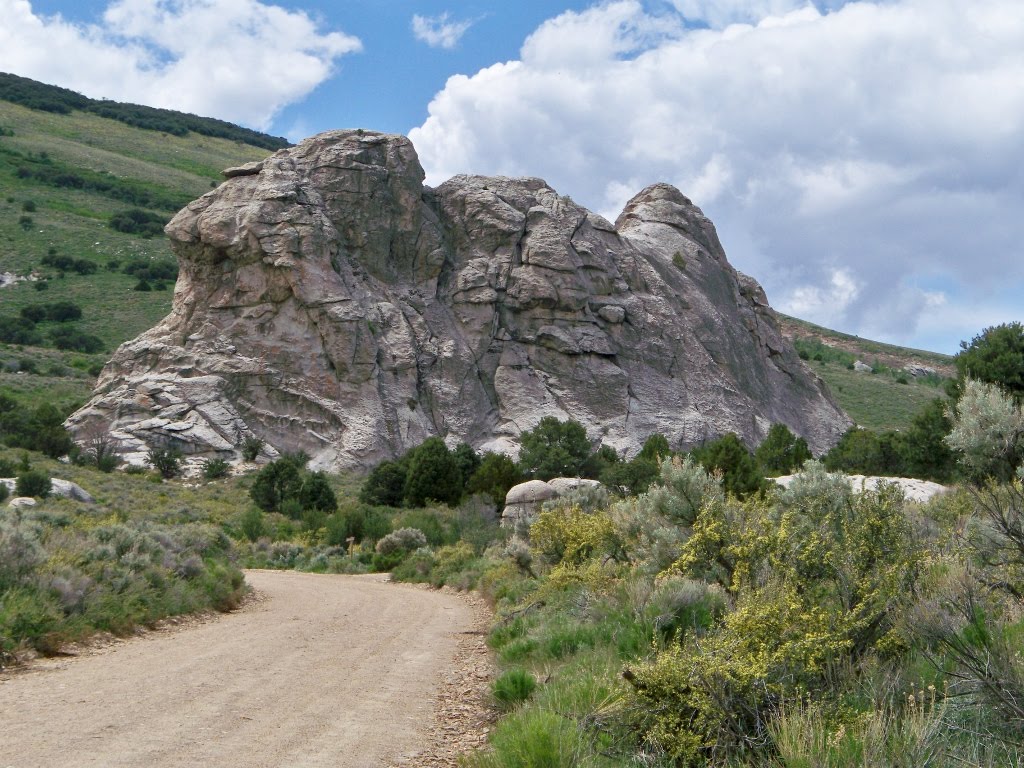 Bath tub Rock in City of Rocky Almo Id by elkbender257