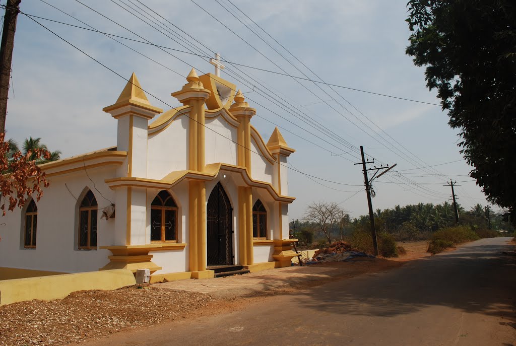 Catholic Chapel at Raia, Goa, India by tonferns47